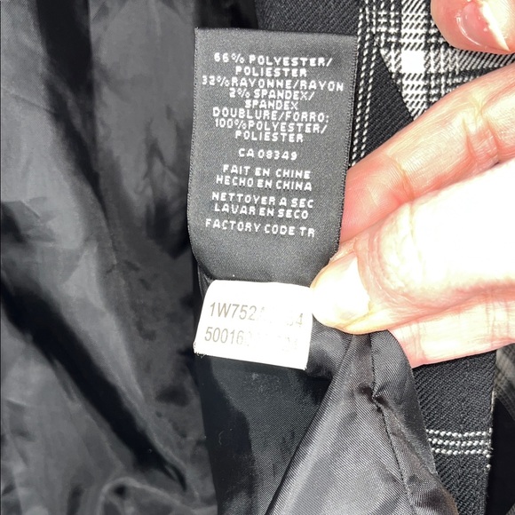 Nine West Black and White Plaid Peplum Jacket - Size 8 - Picture 5 of 7